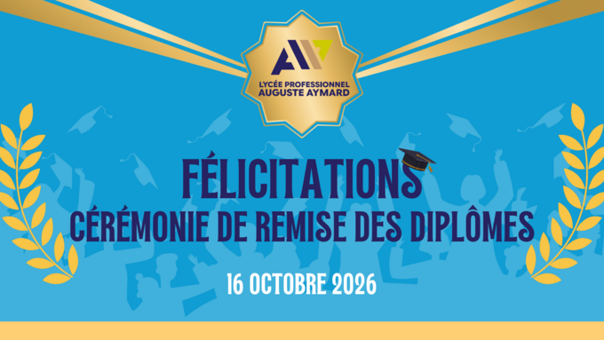 Cérémonie remise des diplômes.png